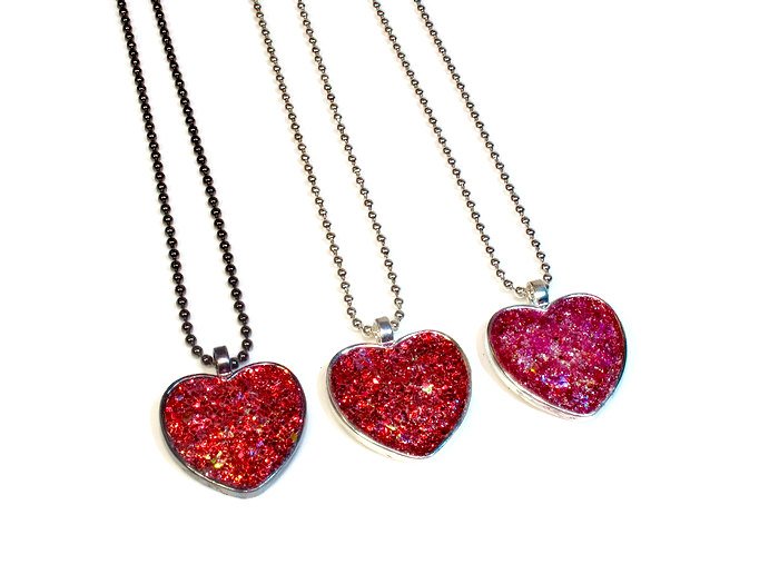 Sparkly heart necklaces 